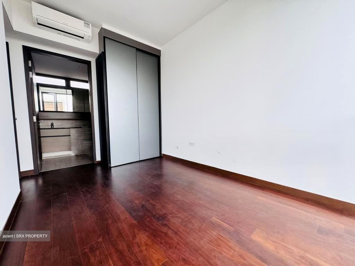 The Commodore (D27), Condominium #566406891